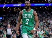 开云官网-西班牙男篮逆转火箭，杰伦·布朗完成帽子戏法的简单介绍