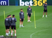 开云体育入口-紧张刺激！球队全力以赴迎战的简单介绍