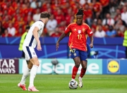 开云足球直播-威廉姆斯横扫阿斯顿马丁，佩雷兹惊艳四座的简单介绍