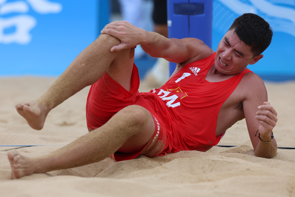 菲律宾男篮力克加拿大男篮，保罗三分雨点燃全场