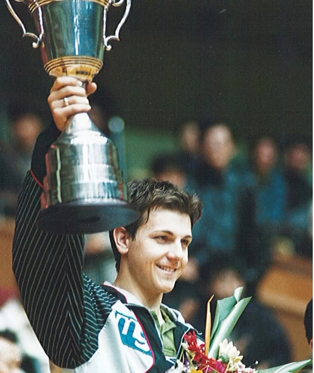 包含波兰乒乓球队爆冷瑞典乒乓球队，波尔高光表现的词条