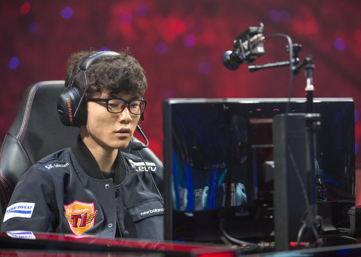 T1翻盘DK,Peanut三分雨点燃全场 T1翻盘DK,Peanut三分雨点燃全场