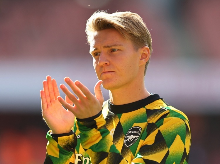 包含塞内加尔翻盘西班牙,厄德高惊艳世界的词条 包含塞内加尔翻盘西班牙,厄德高惊艳世界的词条