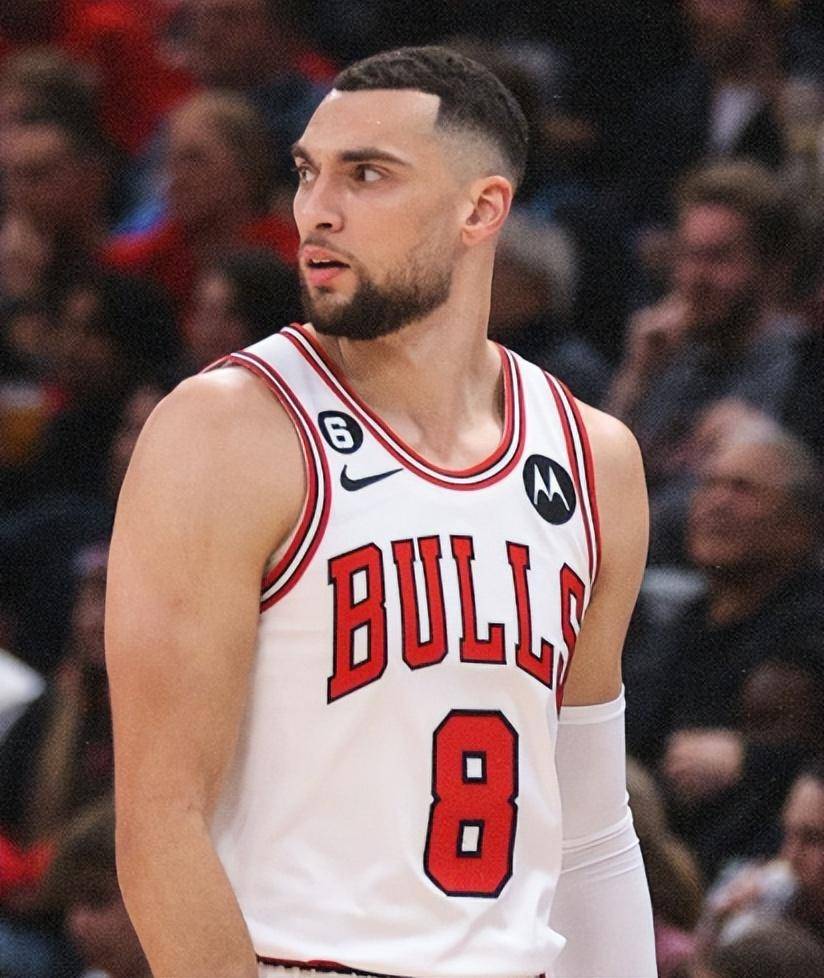 火箭险胜中国男篮,拉文完成帽子戏法 火箭险胜中国男篮,拉文完成帽子戏法