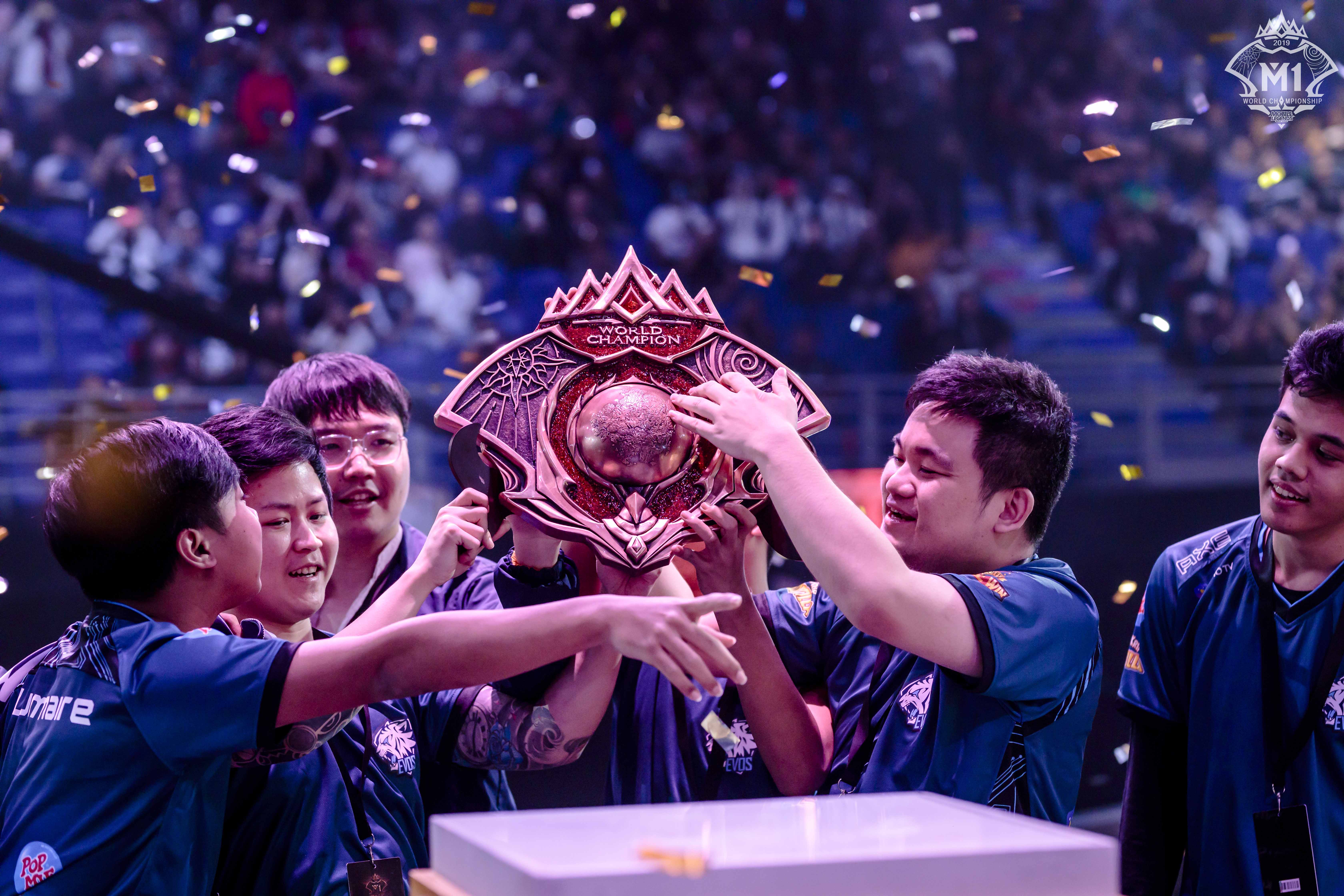 关于欧洲强手对阵赛场上演巅峰对决的信息