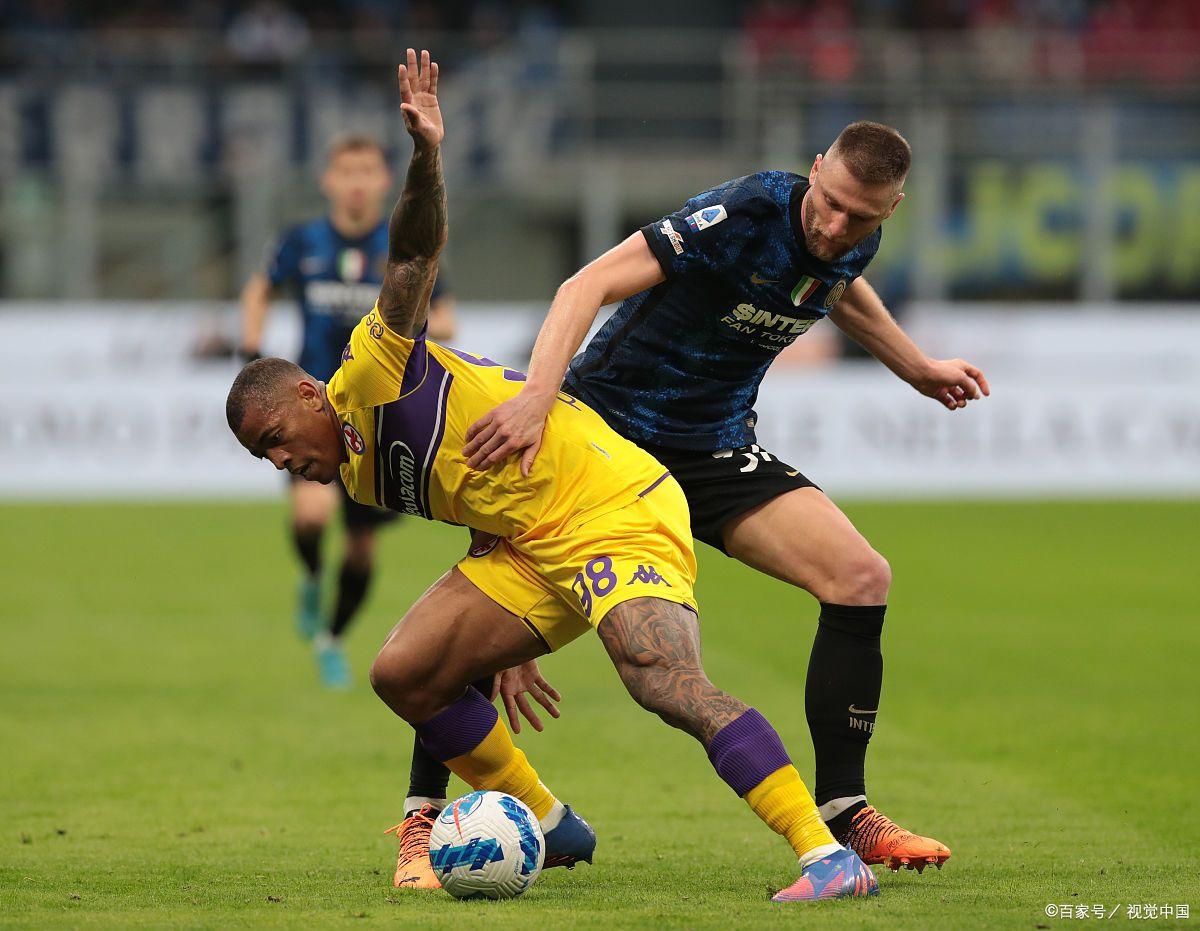 关于佛罗伦萨斩获客场胜利,夺取四连杯庆祝的信息 关于佛罗伦萨斩获客场胜利,夺取四连杯庆祝的信息