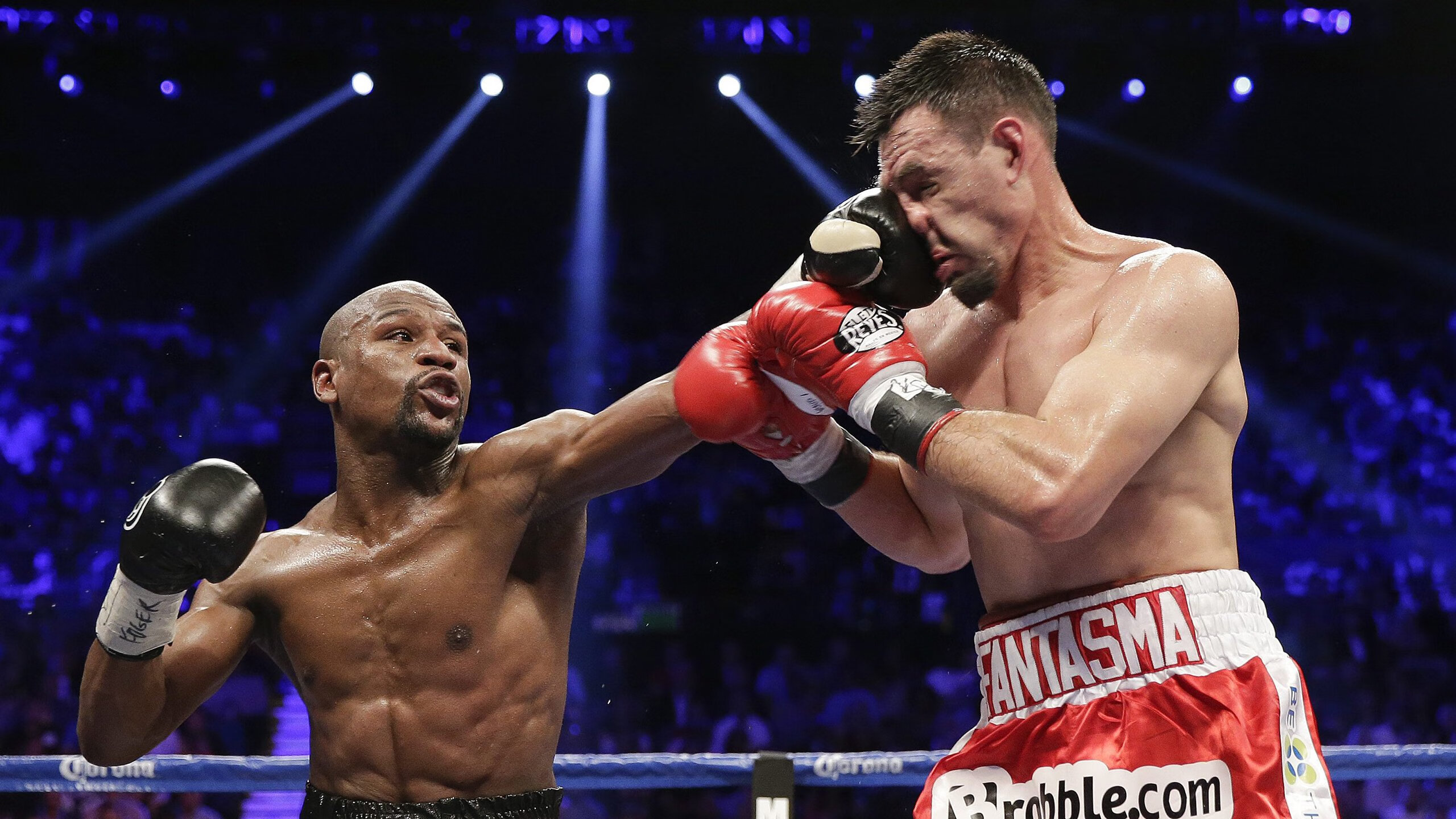 当王权更迭遇上欧陆风暴，恩比德欧冠封神夜与独行侠的提前加冕