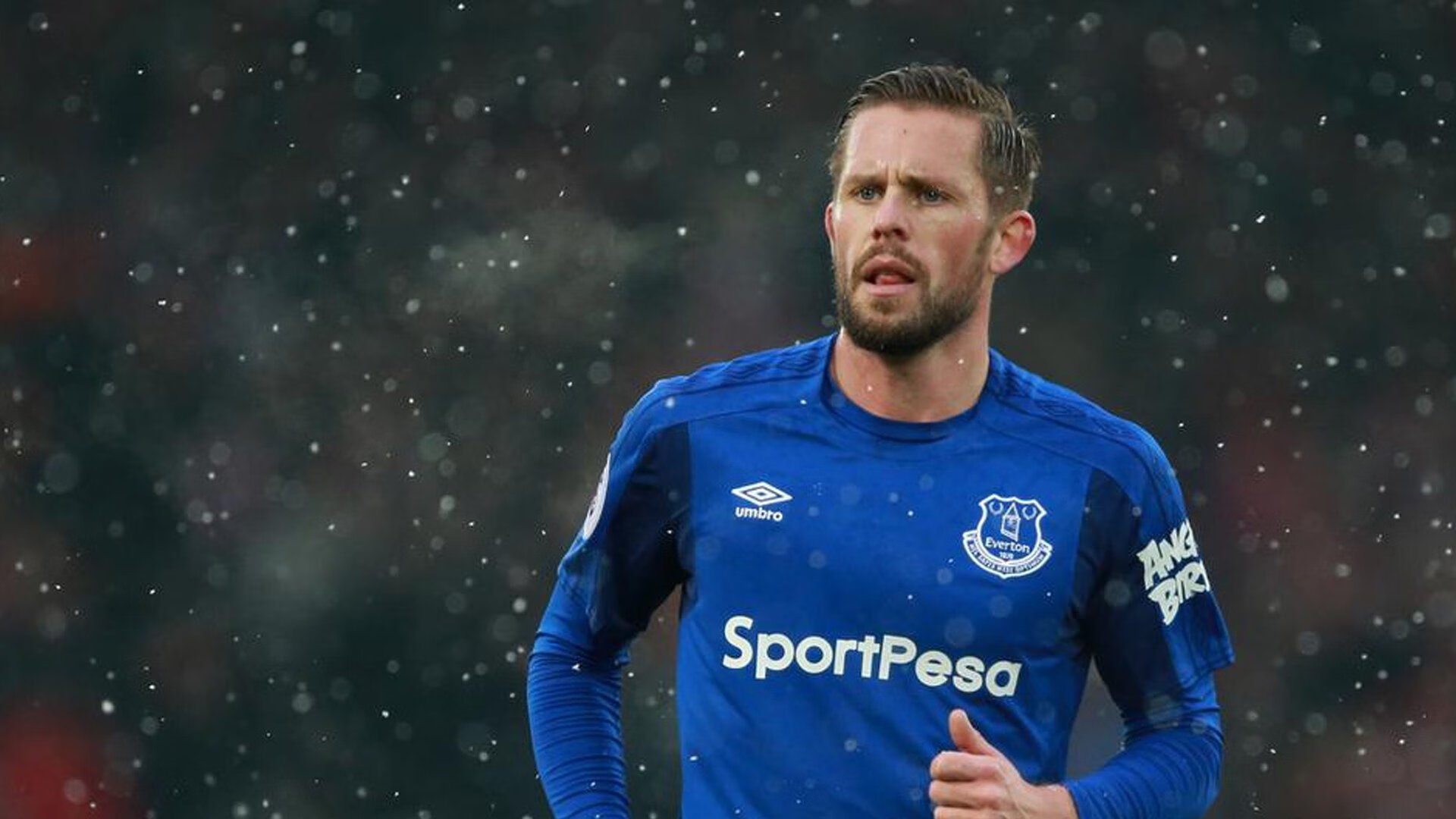 当曼城蓝遇见波斯铁骑,克瓦拉茨赫利亚如何以破纪录之夜改写足球叙事