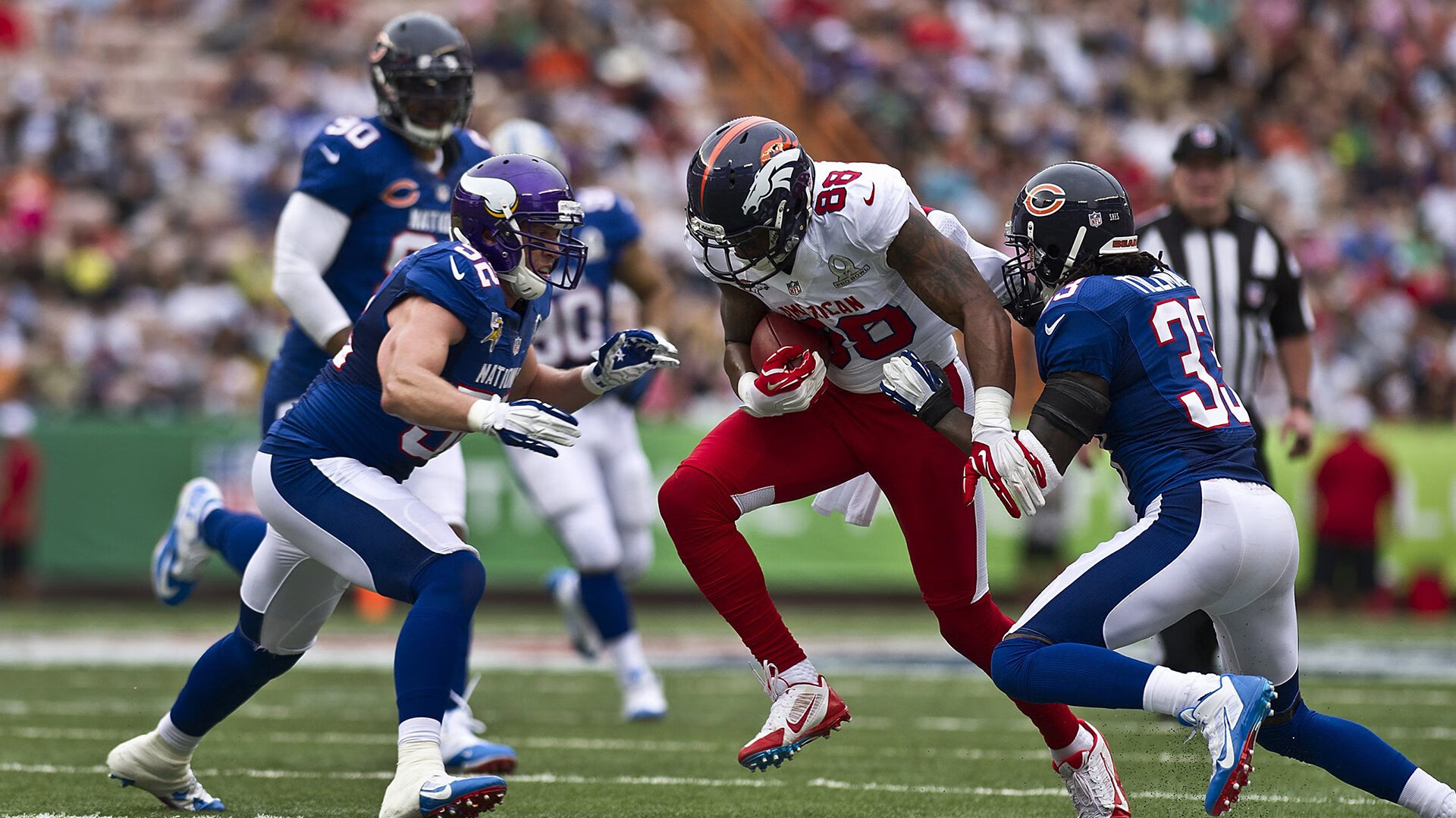 京多安攻防两端统治全场,秘鲁战术碾压南非展现足球智慧