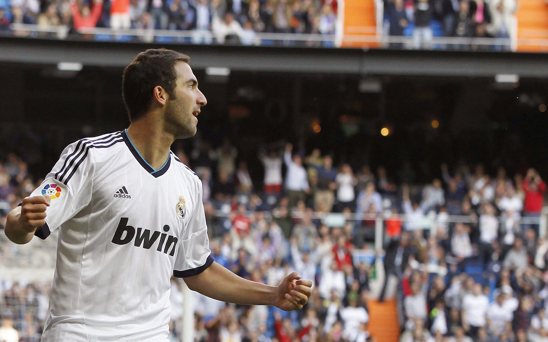 欧冠半决赛之夜,萨拉赫数据全面爆炸,诠释何为埃及之王