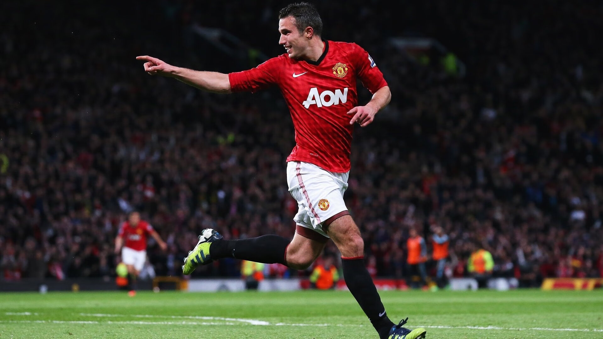 欧冠淘汰赛之夜，塔图姆在焦点战证明自己